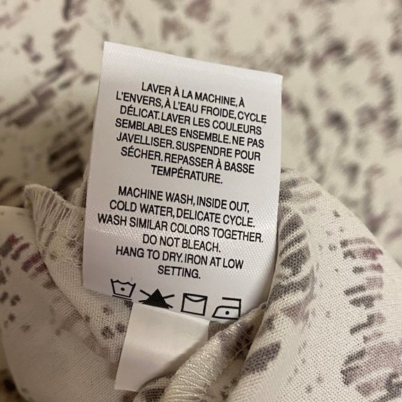 New Reitmans Floral Top 2X - Picture 4 of 7